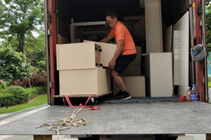 好兄弟搬家現場一